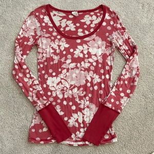 Lightweight loungewear top
